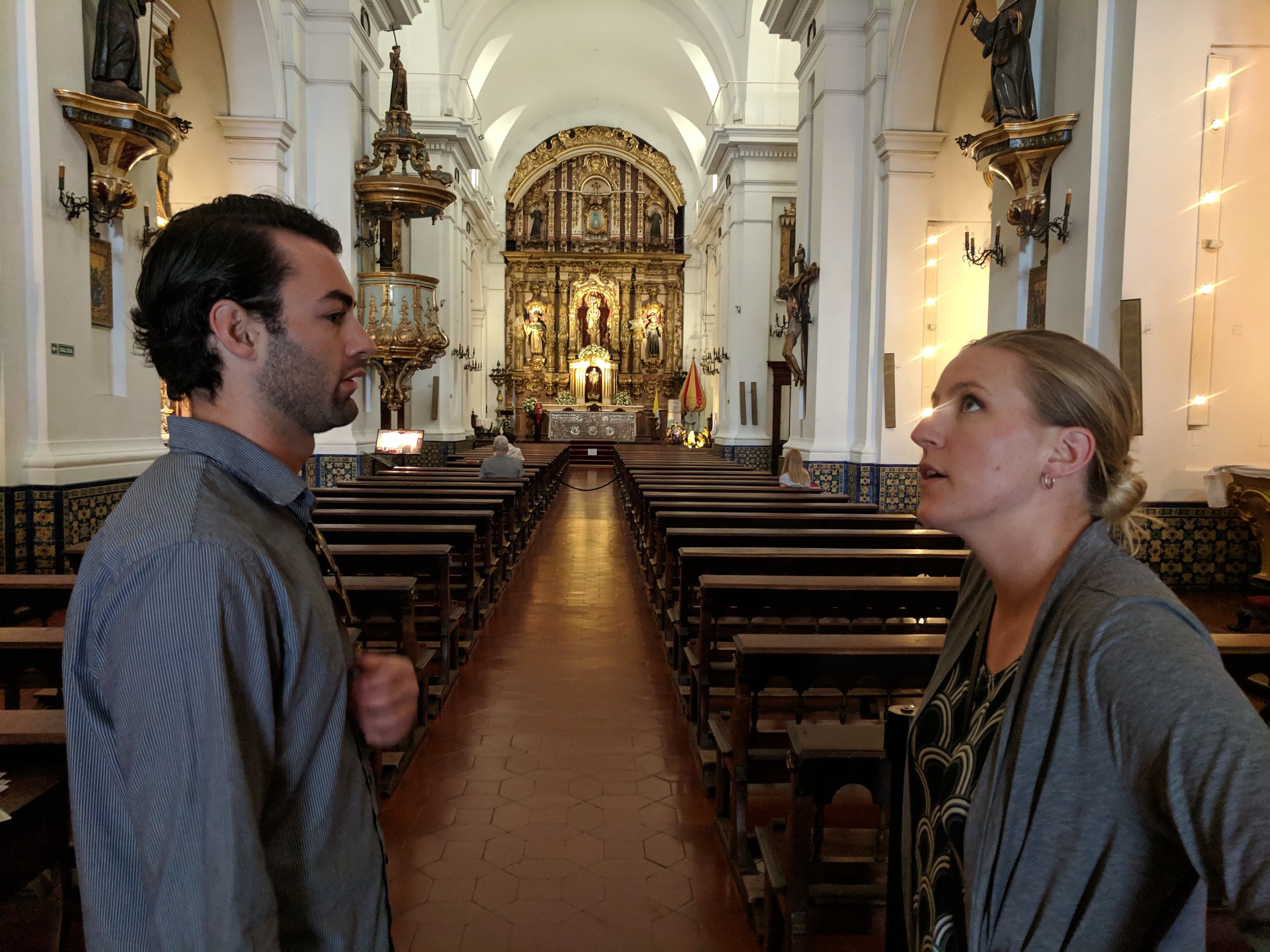 Josh and Lauren at Basílica Nuestra Señora del Pilar