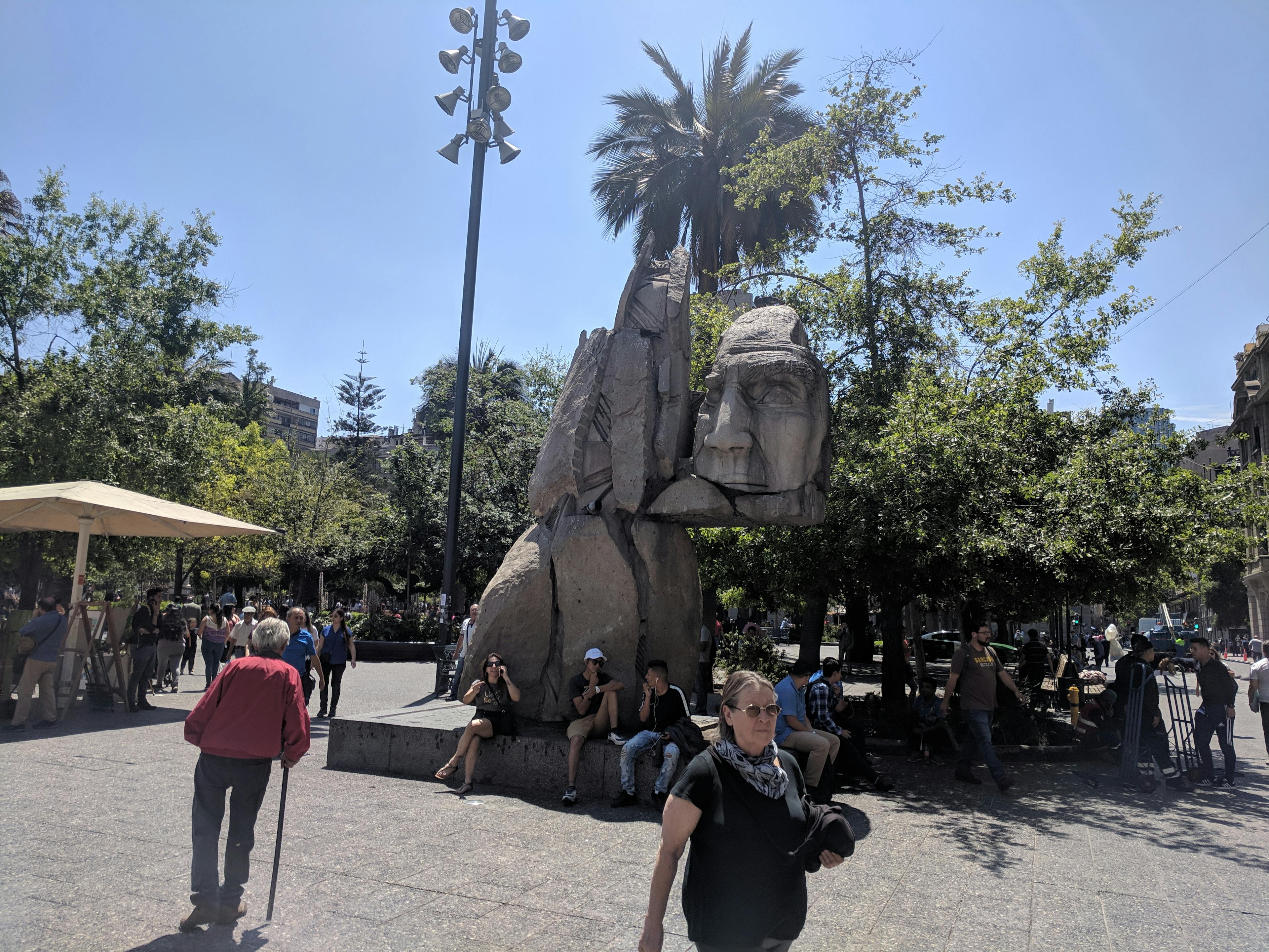 Crazy head statue in Plaza de Armas