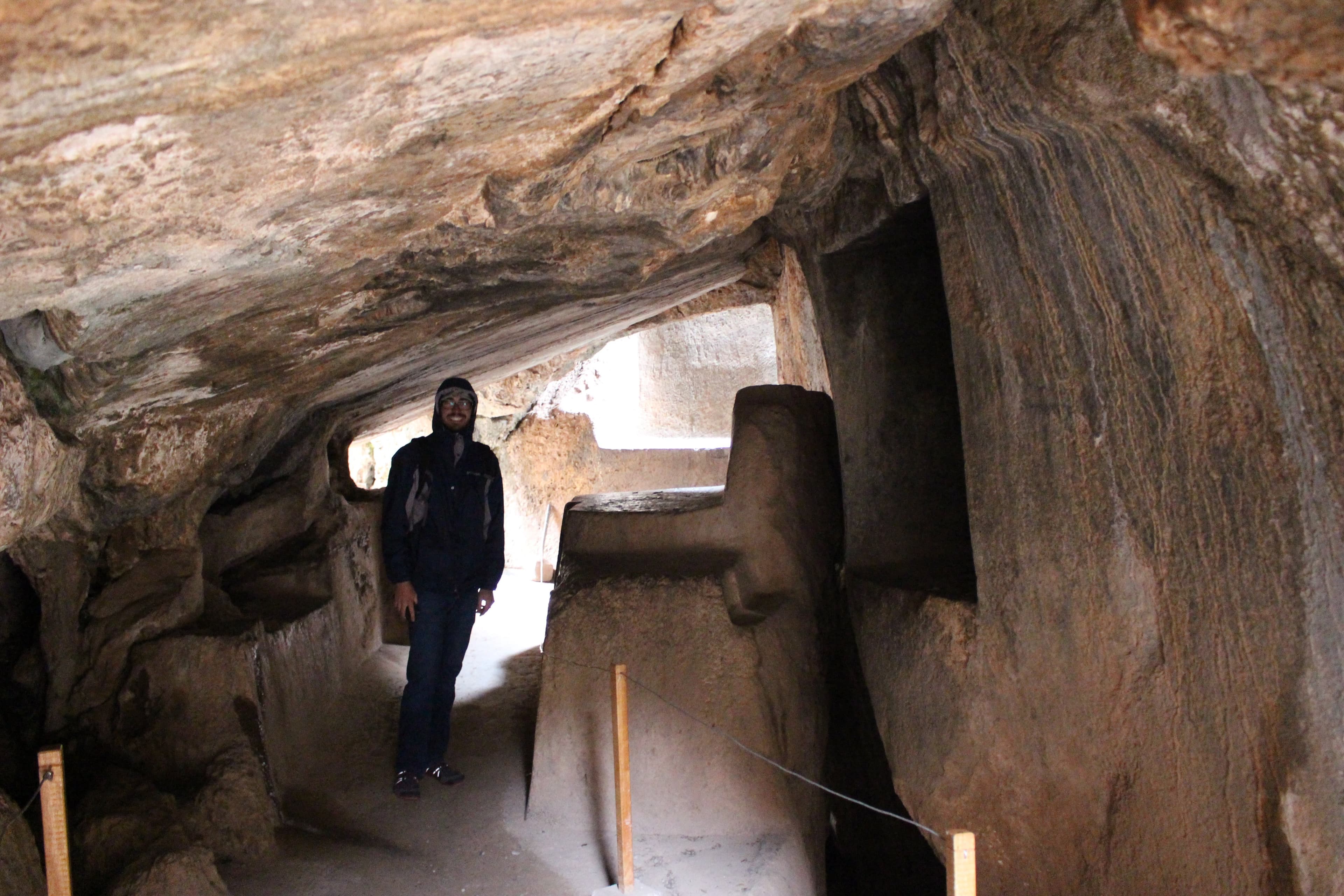 Gerrod in the Q’Enqo ritual cave