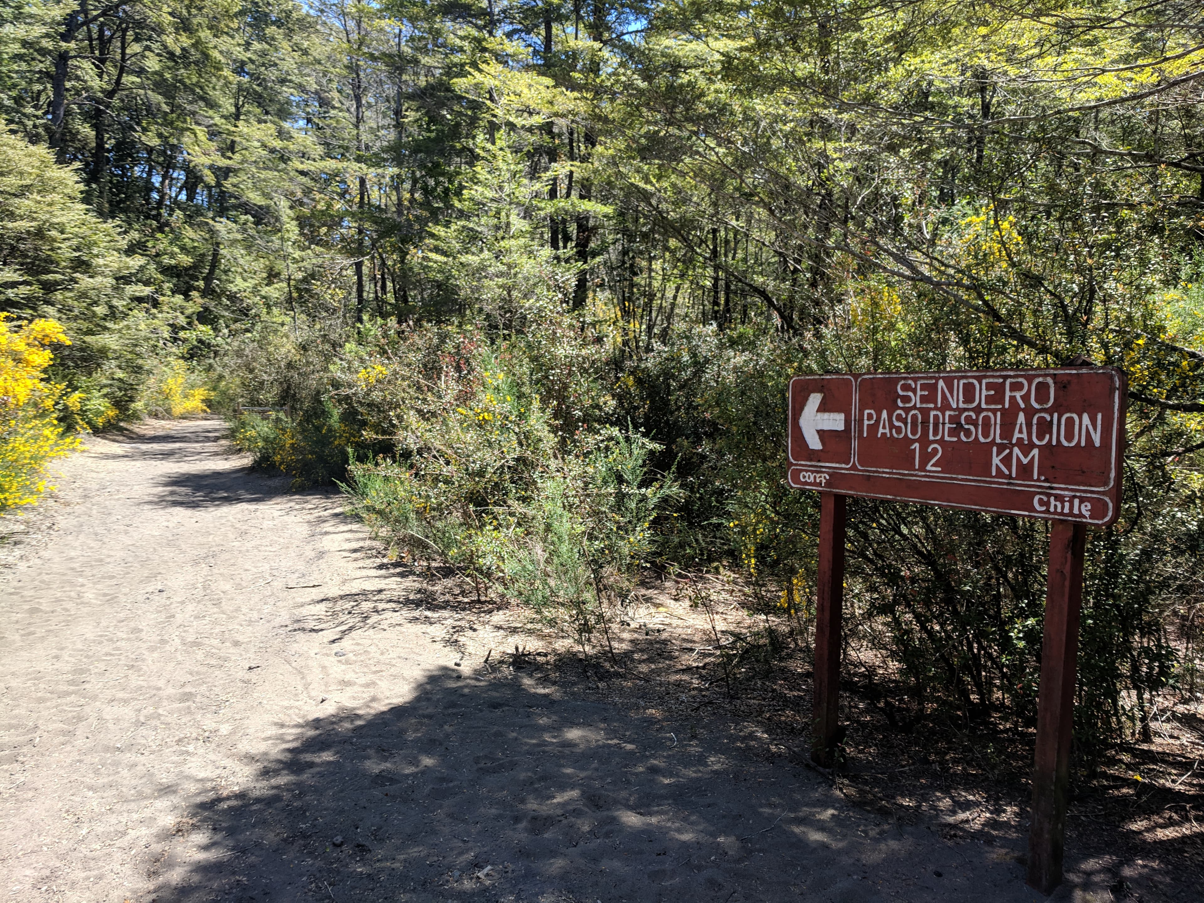 Signage for Paso de Desolación