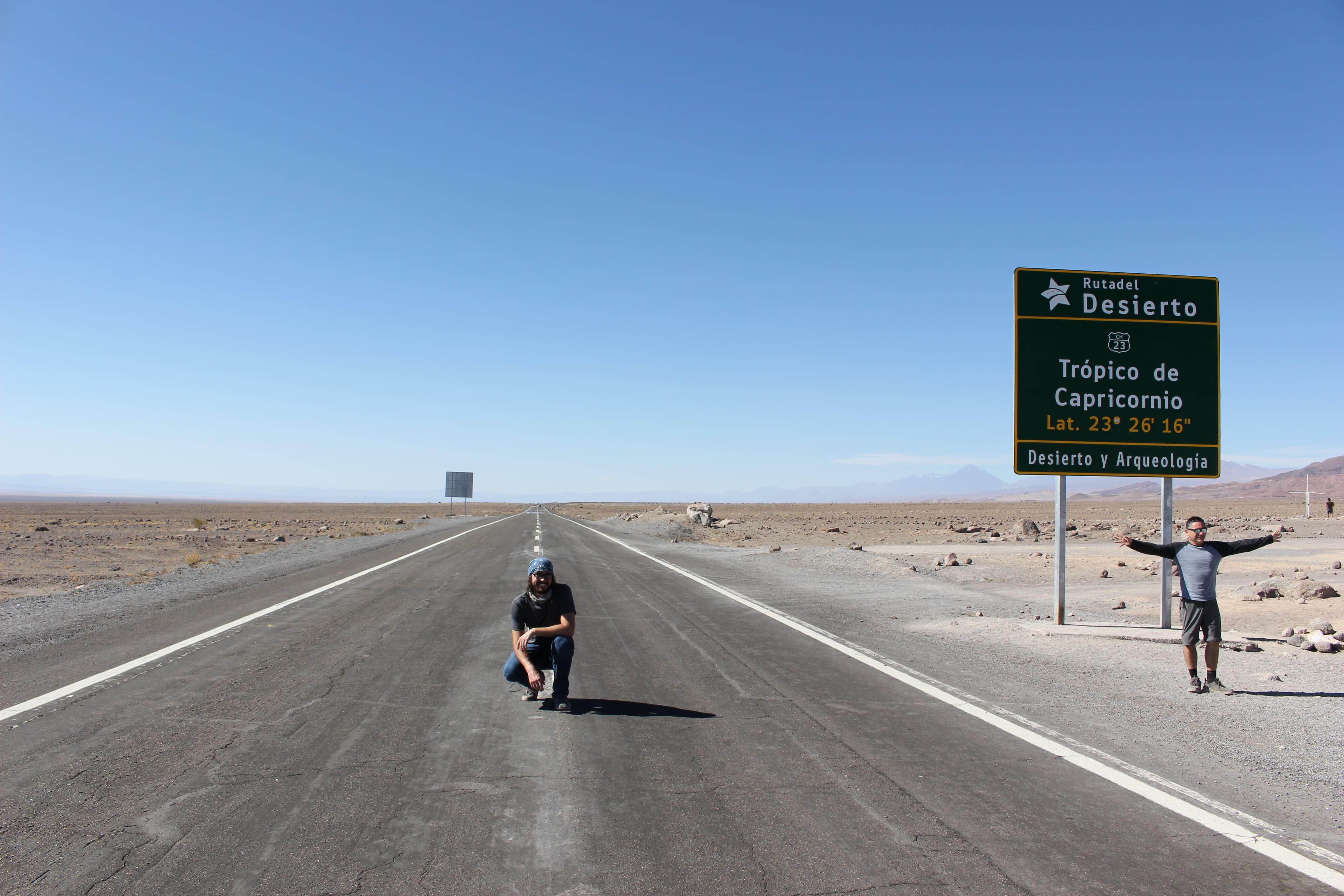 Gerrod doing a really weird squat next to Trópico de Capricornio Gerrod doing a really weird squat next to Trópico de Capricornio